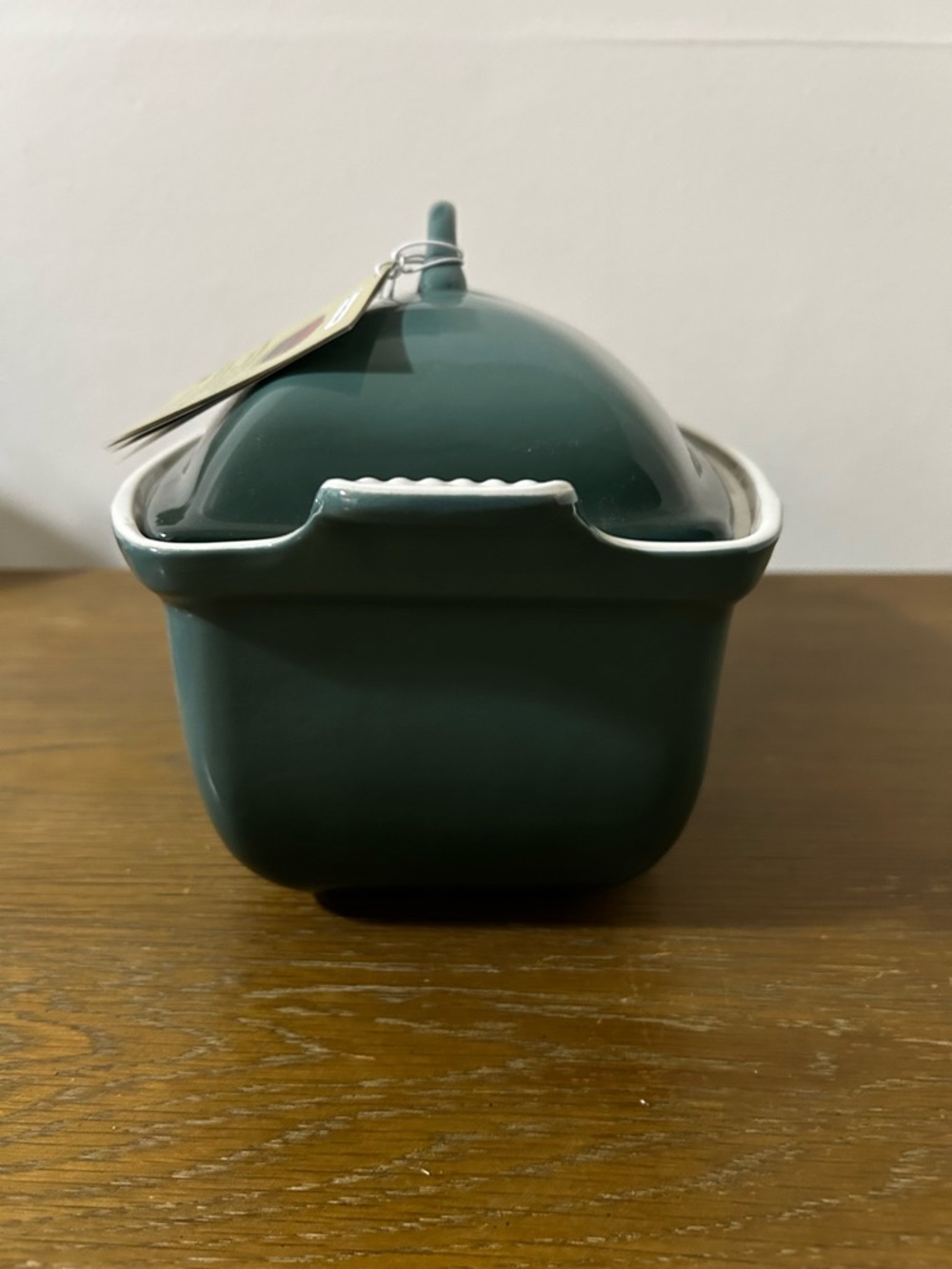 Le Creuset Rectangular Bake Dish with Lid - Picture 7 of 9